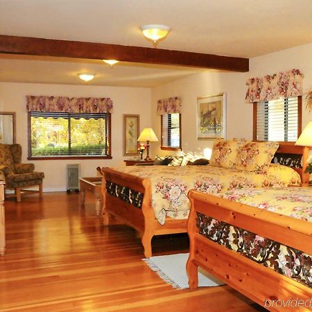 Vichy Springs Resort Юкая Екстериор снимка