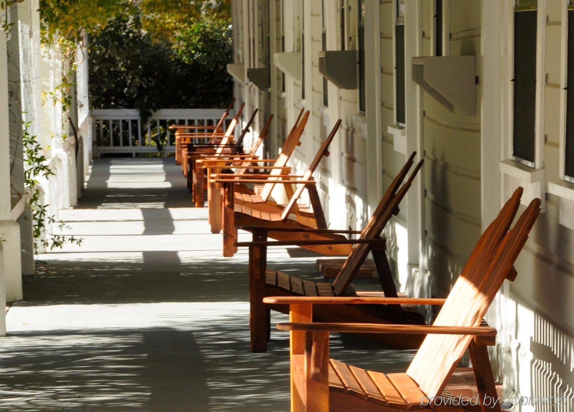 Vichy Springs Resort Юкая Екстериор снимка