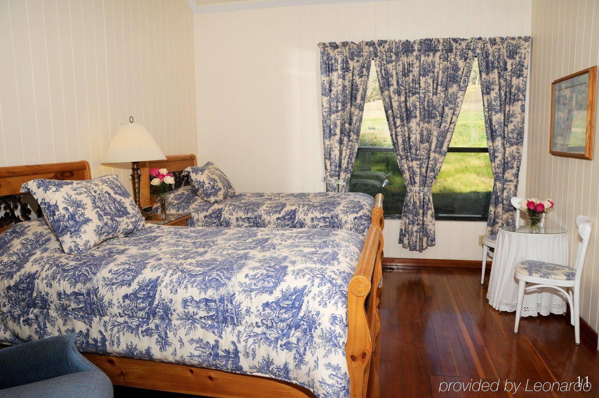 Vichy Springs Resort Юкая Екстериор снимка