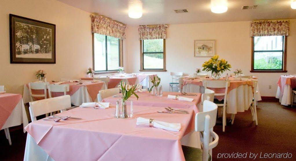 Vichy Springs Resort Юкая Екстериор снимка